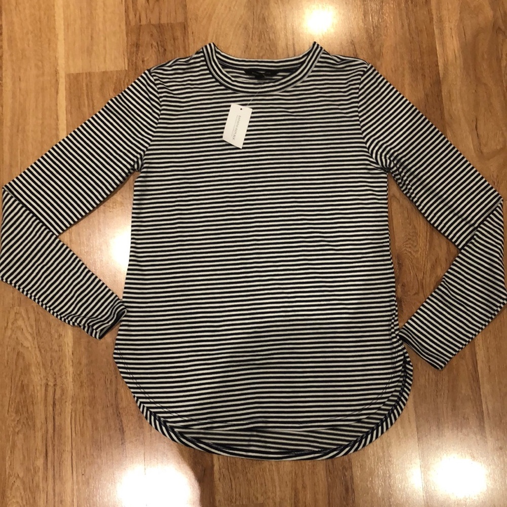 Banana Republic Striped Long Sleeve Tee